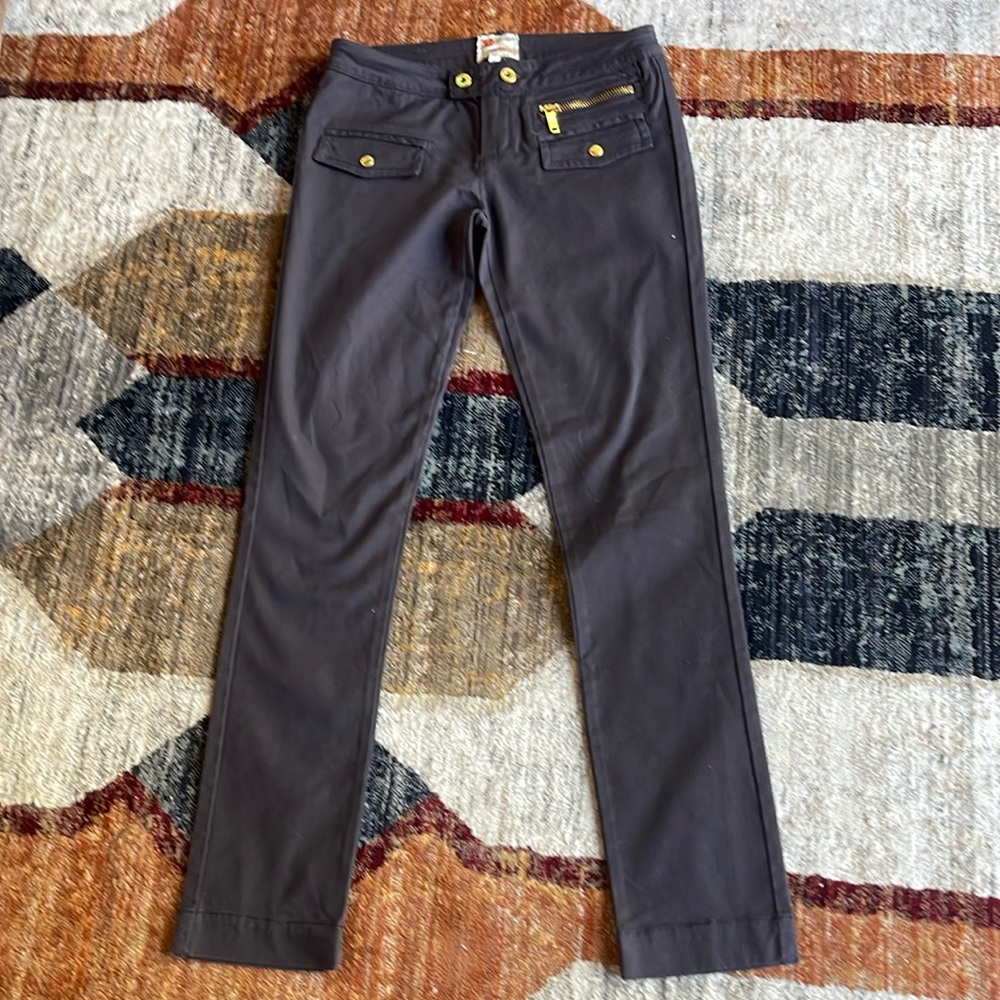 Twill Twenty Two Dark Blue Denim with Gold Zipper and Button Detail. Size: 28